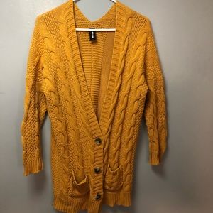 Agnes and Dora Cardigan